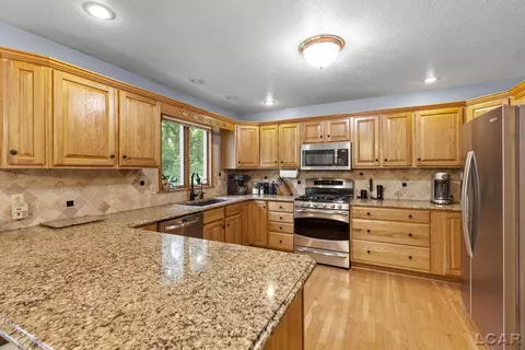 Kitchen - 838 Stetson, Tecumseh, MI 49286 photo 3 of 9