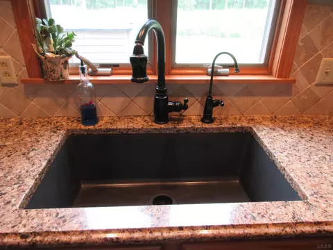 Kitchen - 838 Stetson, Tecumseh, MI 49286 photo 6 of 9