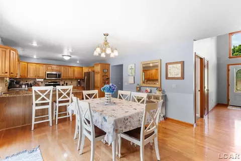 Dining - 838 Stetson, Tecumseh, MI 49286 photo 3 of 4