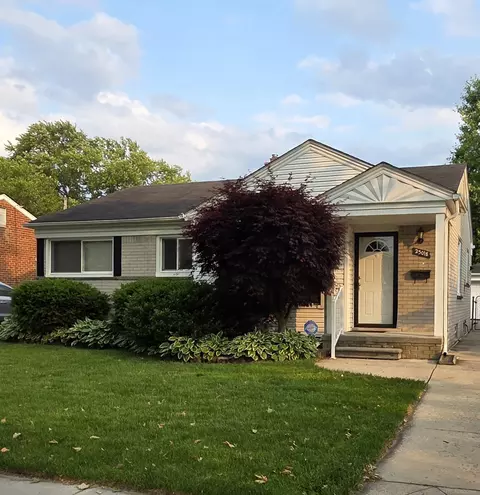 23018 Englehardt, Saint Clair Shores, MI 48080