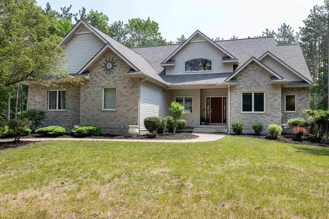 2188 N Rolling Rdg, Midland, MI 48642