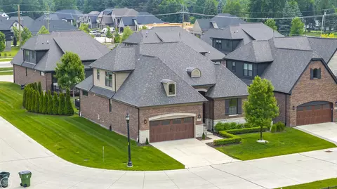 53081 Enclave, Shelby Township, MI 48315