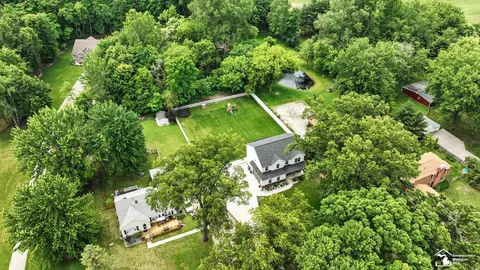 1725 Smith, Temperance, MI 48182 photo 3
