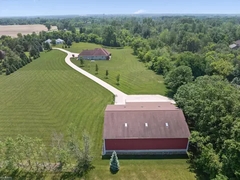 845 N Hintz, Owosso, MI 48867 photo 57