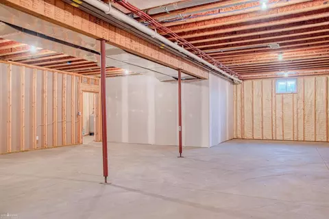 845 N Hintz, Owosso, MI 48867 photo 42
