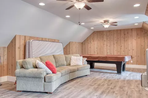 845 N Hintz, Owosso, MI 48867 photo 35