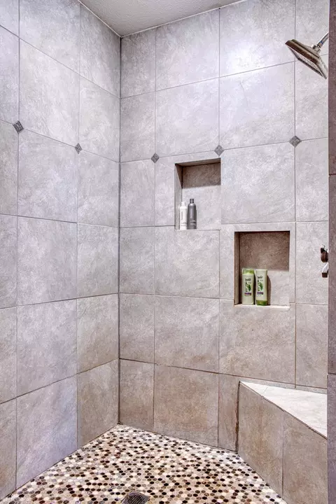 845 N Hintz, Owosso, MI 48867 photo 22