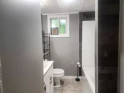Bath - 611 Pine, Harrison, MI 48625 photo 1 of 3