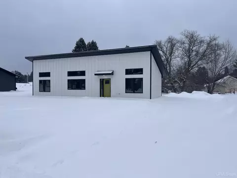 235 W Birch, Ironwood, MI 49938