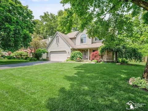 3436 Shadywood, Lambertville, MI 48144