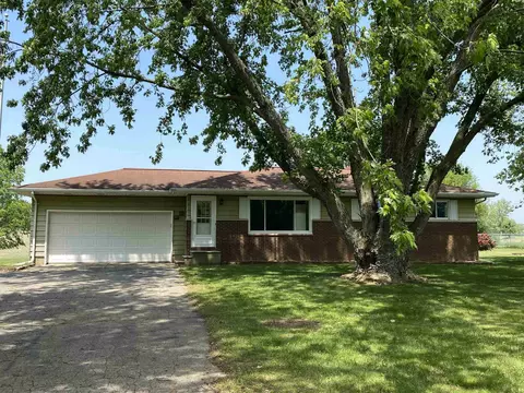 2338 W Grand Riv, Owosso, MI 48867