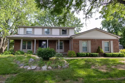 22410 Eaton, Novi, MI 48375