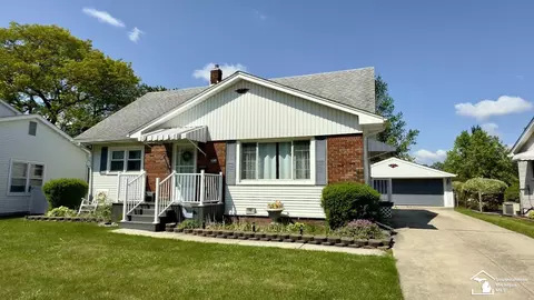 1107 Mccormick, Monroe, MI 48162 photo 3