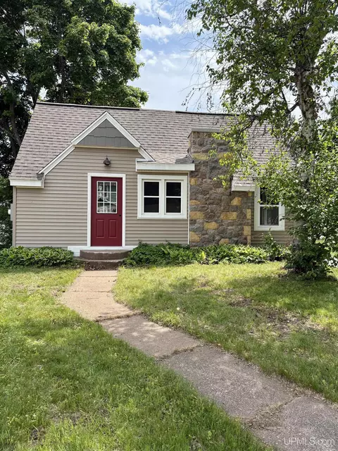 139 E Michigan, Ironwood, MI 49938