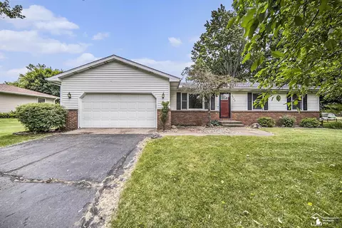 2744 Spielman Hts, Adrian, MI 49221
