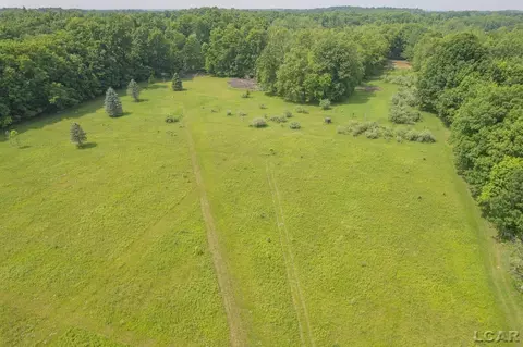 18250 Mahrle, Manchester, MI 48158