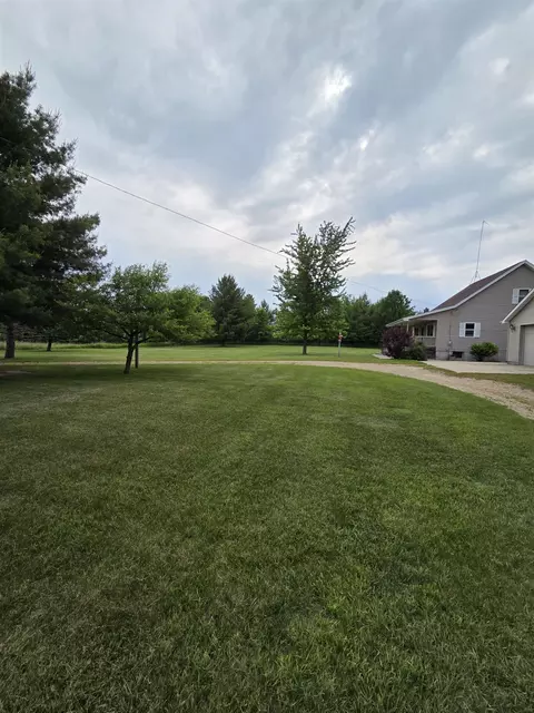 Exterior - 2835 Grass Lk, Gladwin, MI 48624 photo 7 of 20