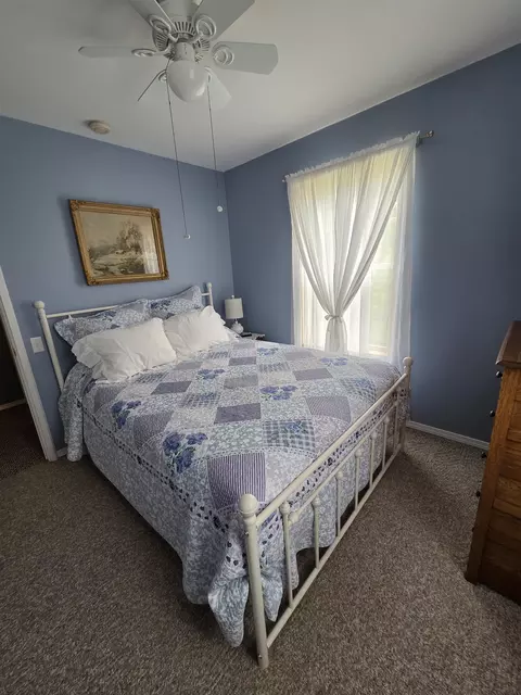 Bedroom - 2835 Grass Lk, Gladwin, MI 48624 photo 4 of 5