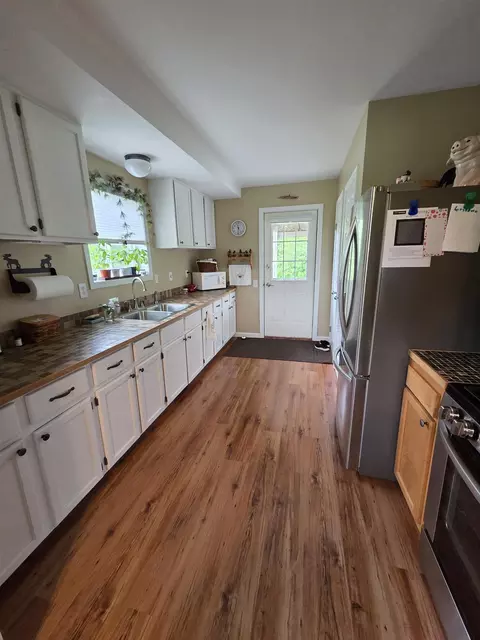 Kitchen - 2835 Grass Lk, Gladwin, MI 48624 photo 1 of 4