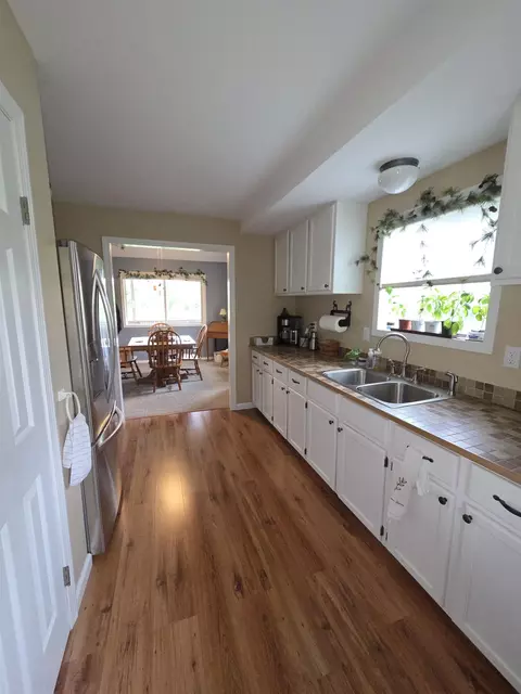 Kitchen - 2835 Grass Lk, Gladwin, MI 48624 photo 4 of 4