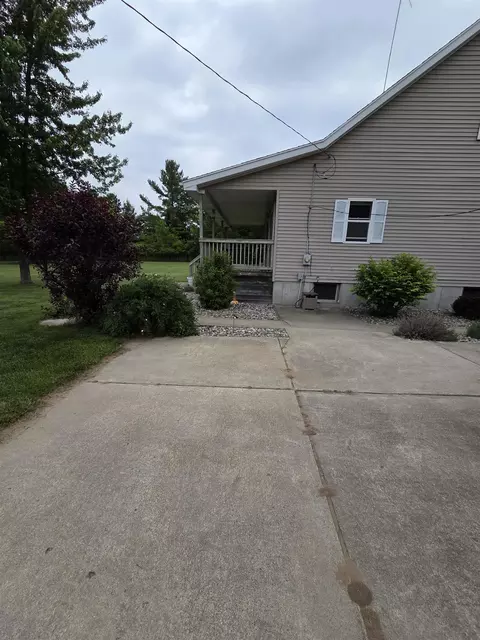 Exterior - 2835 Grass Lk, Gladwin, MI 48624 photo 20 of 20