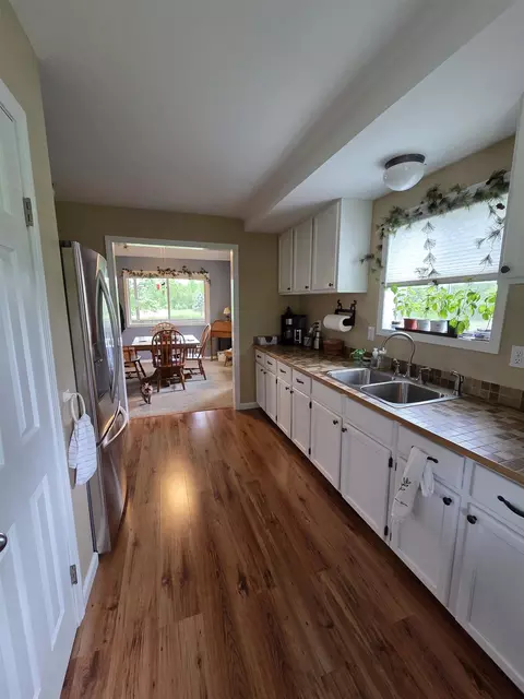 Kitchen - 2835 Grass Lk, Gladwin, MI 48624 photo 2 of 4