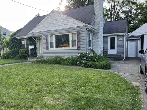 343 Bush, Grand Blanc, MI 48439