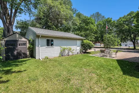 Exterior - 2111 E Ashman, Midland, MI 48642 photo 8 of 9
