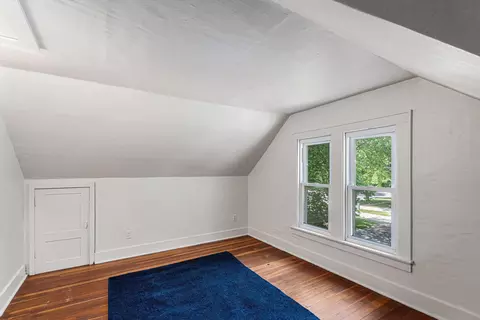 Bedroom - 2111 E Ashman, Midland, MI 48642 photo 6 of 6