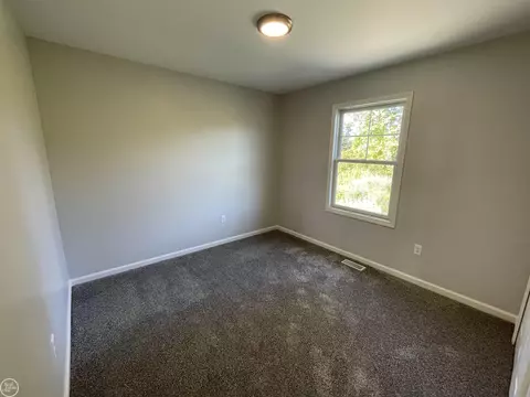 Bedroom - 8540 Wildcat, Jeddo, MI 48032 photo 3 of 4