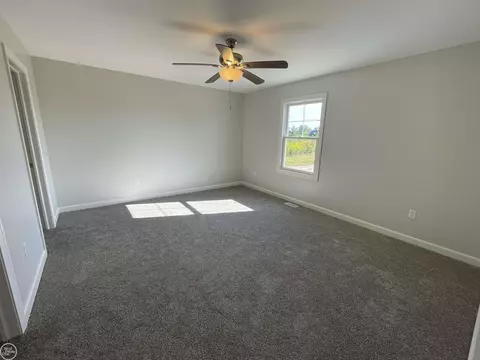 Bedroom - 8540 Wildcat, Jeddo, MI 48032 photo 2 of 4