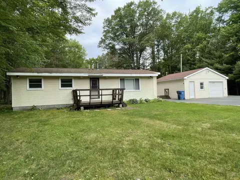 1549 N 7 Mile, Sanford, MI 48657