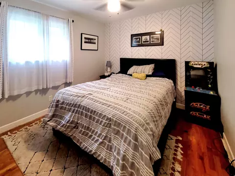 Bedroom - 424 Leland, Flushing, MI 48433 photo 1 of 8