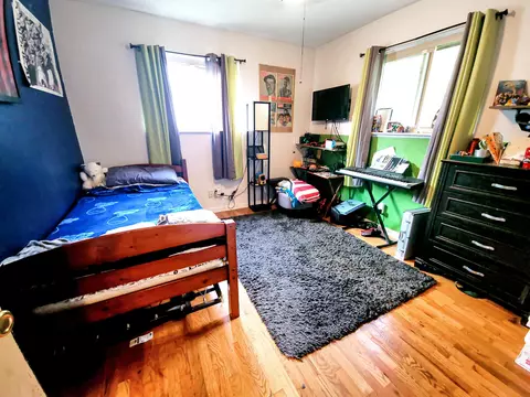 Bedroom - 424 Leland, Flushing, MI 48433 photo 3 of 8