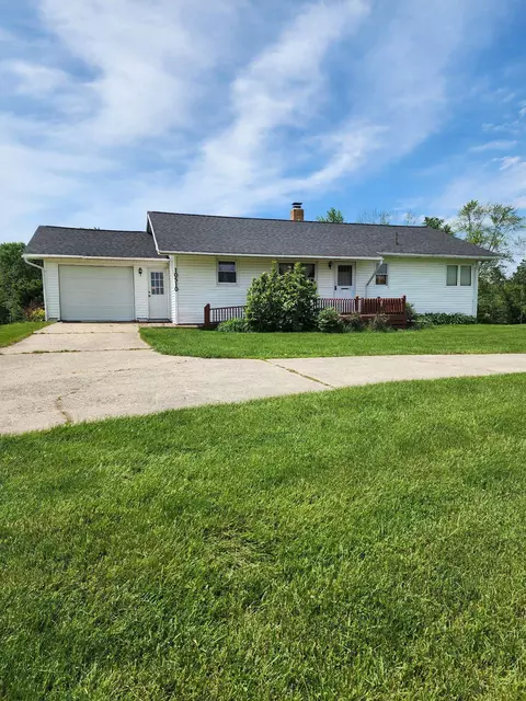 10510 S Hemlock, Brant, MI 48614