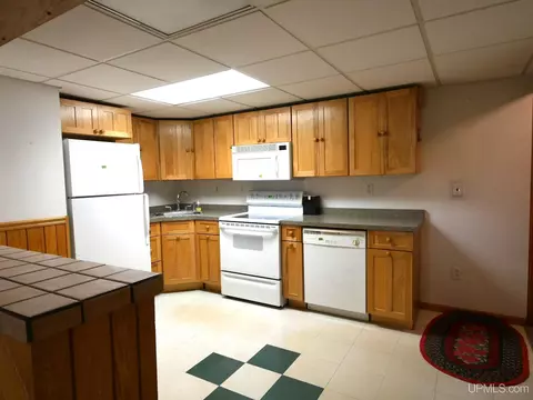 Kitchen - 1120 Dextrom, Calumet, MI 49913 photo 8 of 10