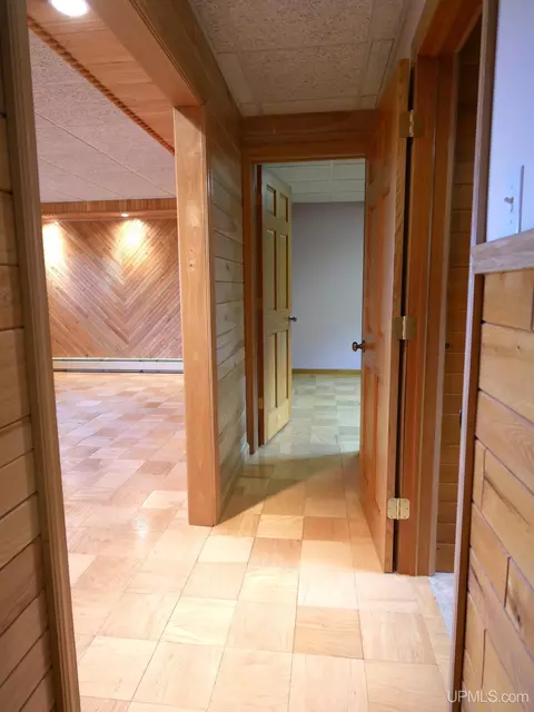 Entry Way - 1120 Dextrom, Calumet, MI 49913 photo 1 of 2
