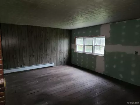 Living - 1120 Dextrom, Calumet, MI 49913 photo 8 of 9
