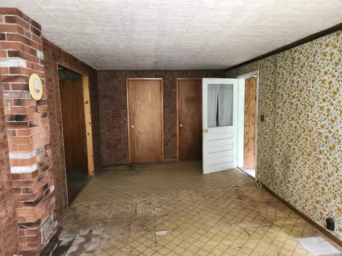 Living - 1120 Dextrom, Calumet, MI 49913 photo 9 of 9