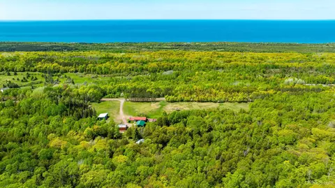 View/Area - 1120 Dextrom, Calumet, MI 49913 photo 4 of 9