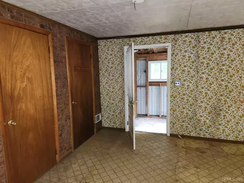 Bedroom - 1120 Dextrom, Calumet, MI 49913 photo 9 of 9