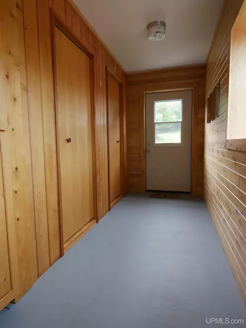 Entry Way - 1120 Dextrom, Calumet, MI 49913 photo 2 of 2