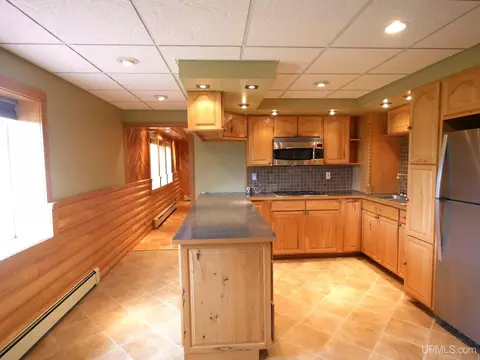 Kitchen - 1120 Dextrom, Calumet, MI 49913 photo 2 of 10