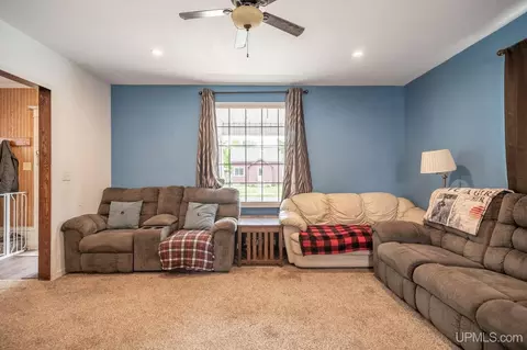 Living - 1209 N 3rd, Ishpeming, MI 49849 photo 3 of 3
