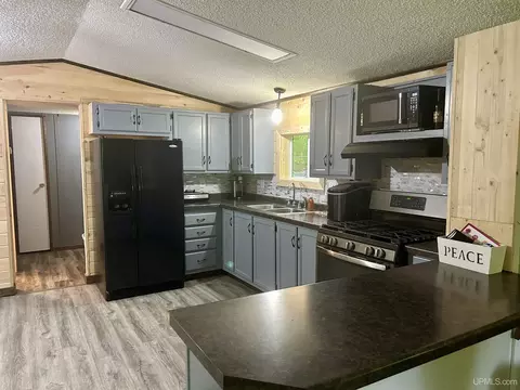 e9804 Gates Road, Munising, MI 49862 photo 3