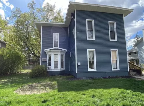 242 Division, Adrian, MI 49221