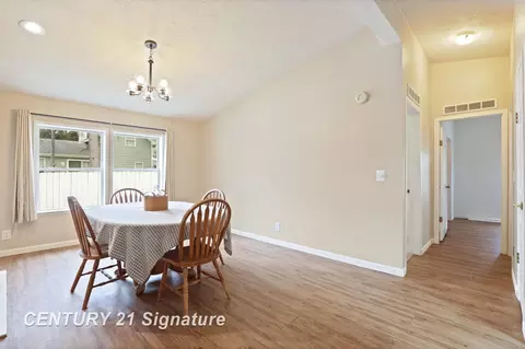 Dining - 319 S Madison, Perry, MI 48872 photo 4 of 4