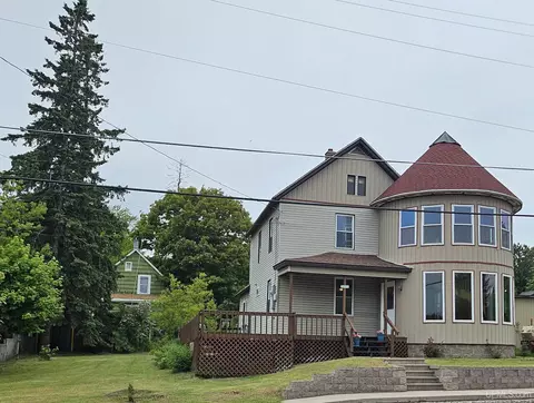 52377 Duncan, Hubbell, MI 49934