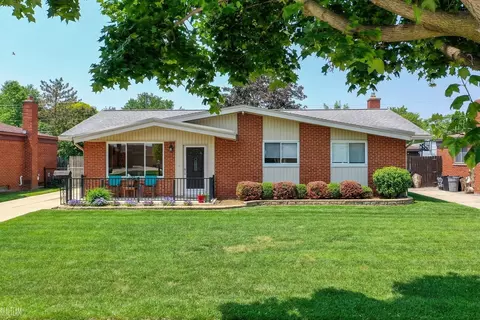 35697 Malibu, Sterling Heights, MI 48312