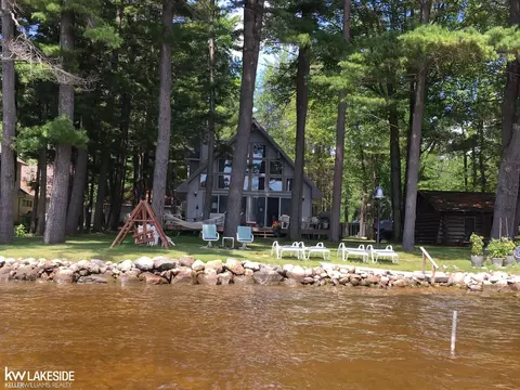 3334 E Pinecrest, Gladwin, MI 48624 photo 3